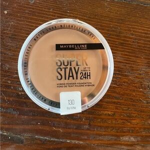Maybelline Super Stay 24H Powder Foundation - Shade 130